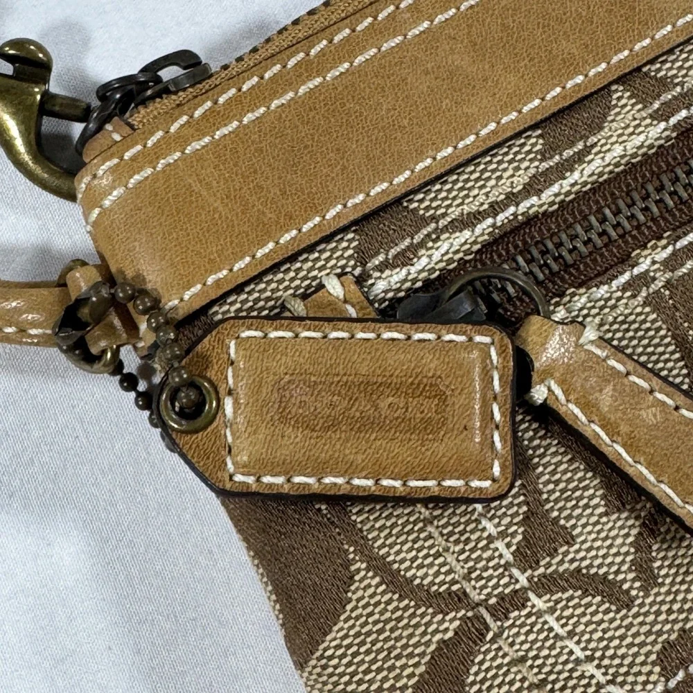 Vintage Coach Signature C Jacquard Wristlet Khaki Brown Canvas Leather Trim